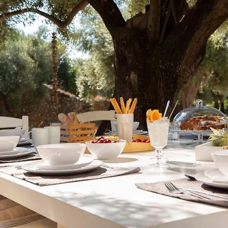 Mavrades Villa Sývota