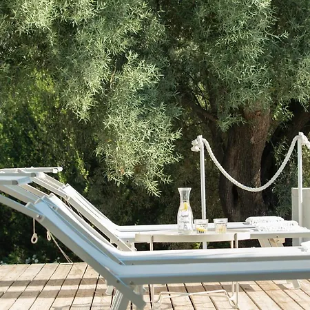 Mavrades Villa Sivota